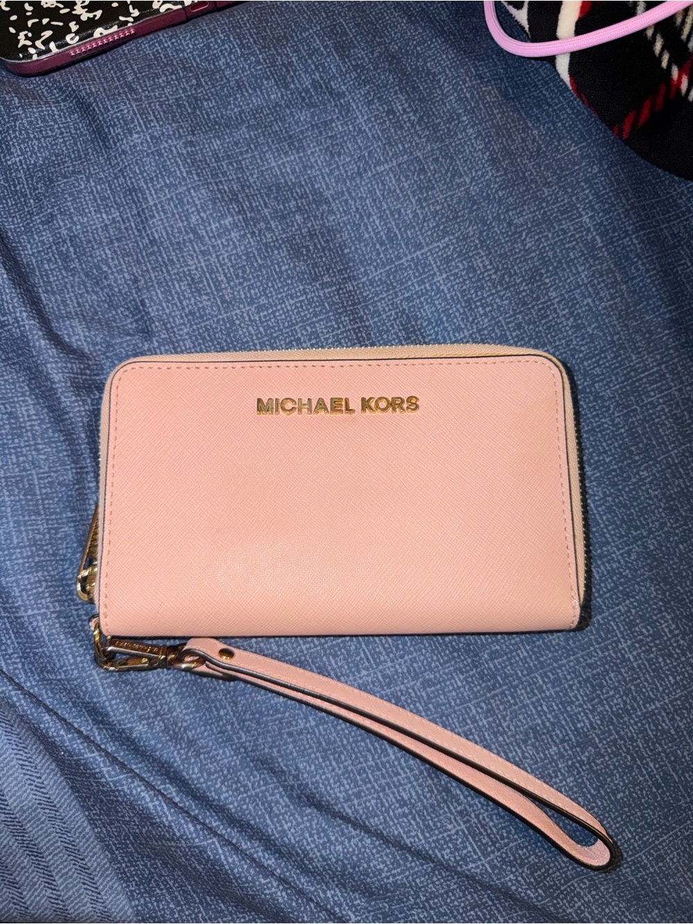 Michael Kors Light Pink Leather Wristlet Clutch with Gold Logo